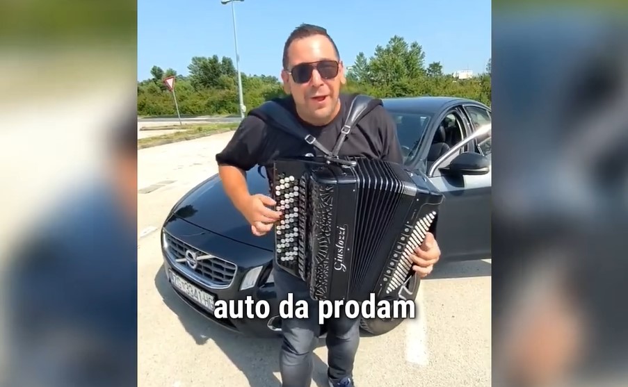 POPULARNI HARMONIKAŠ OTPJEVAO OGLAS Prodaje auto: "Troje djece napravio, pa sad veću mečku ganjam" (VIDEO)