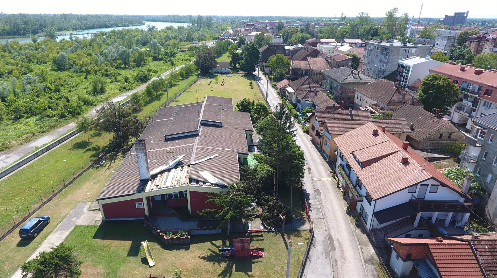ŠTETA NA JAVNIM OBJEKTIMA U ŠAMCU OKO POLA MILIONA KM Traže se i kuće za ljude čija je imovina uništena (FOTO)