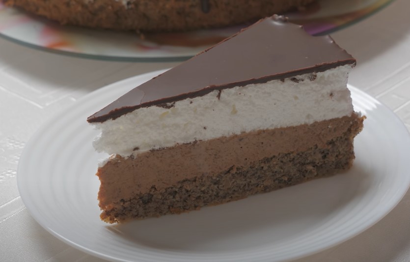 KAKO SE PRAVI ČUVENA VASINA TORTA Omiljena srpska poslastica sa kojom nema greške