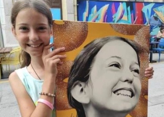 "HEROINA SVOG VREMENA" Nina sa krofnama dobila poseban poklon od čovjeka koji je prepoznao njenu dobrotu i plemenitost (FOTO)