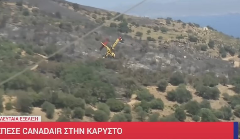Srušio se kanader tokom gašenja požara u Grčkoj: Snimljen kobni trenutak (VIDEO)