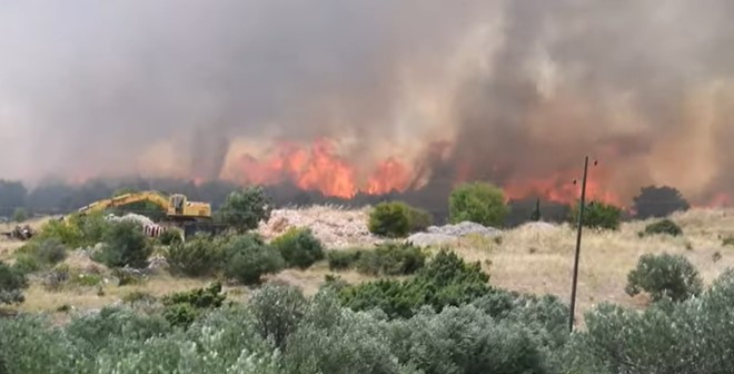 OPOŽARENO OKO 600 HEKTARA Požar kod Šibenika pod nadzorom
