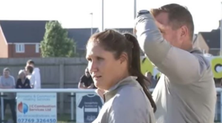 Prva žena trener nekog muškog kluba u Engleskoj smijenjena poslije 15 dana