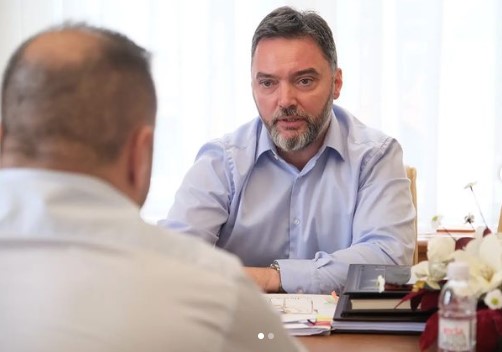 "OBAVEZA I MORALNA DUŽNOST" Košarac: Podrška Ćosiću u nastojanjima da se sazna istina o stradanju Srba u Sarajevu (FOTO)
