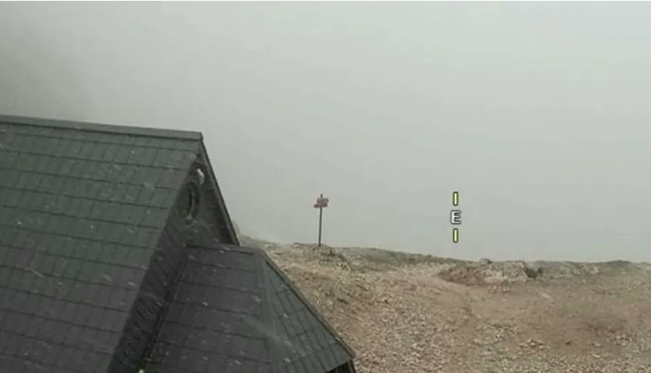 U Sloveniji pada snijeg (FOTO)