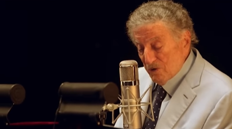 Preminuo legendarni pjevač Toni Benet