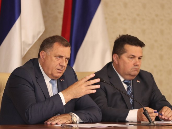 "TO NE ZNAČI NIŠTA JER JE STVAR MOĆI, A NE FORMALNOSTI" Dodik: Opravdan zahtjev Cvijanovićeve, Šmit nije potvrđen u UN