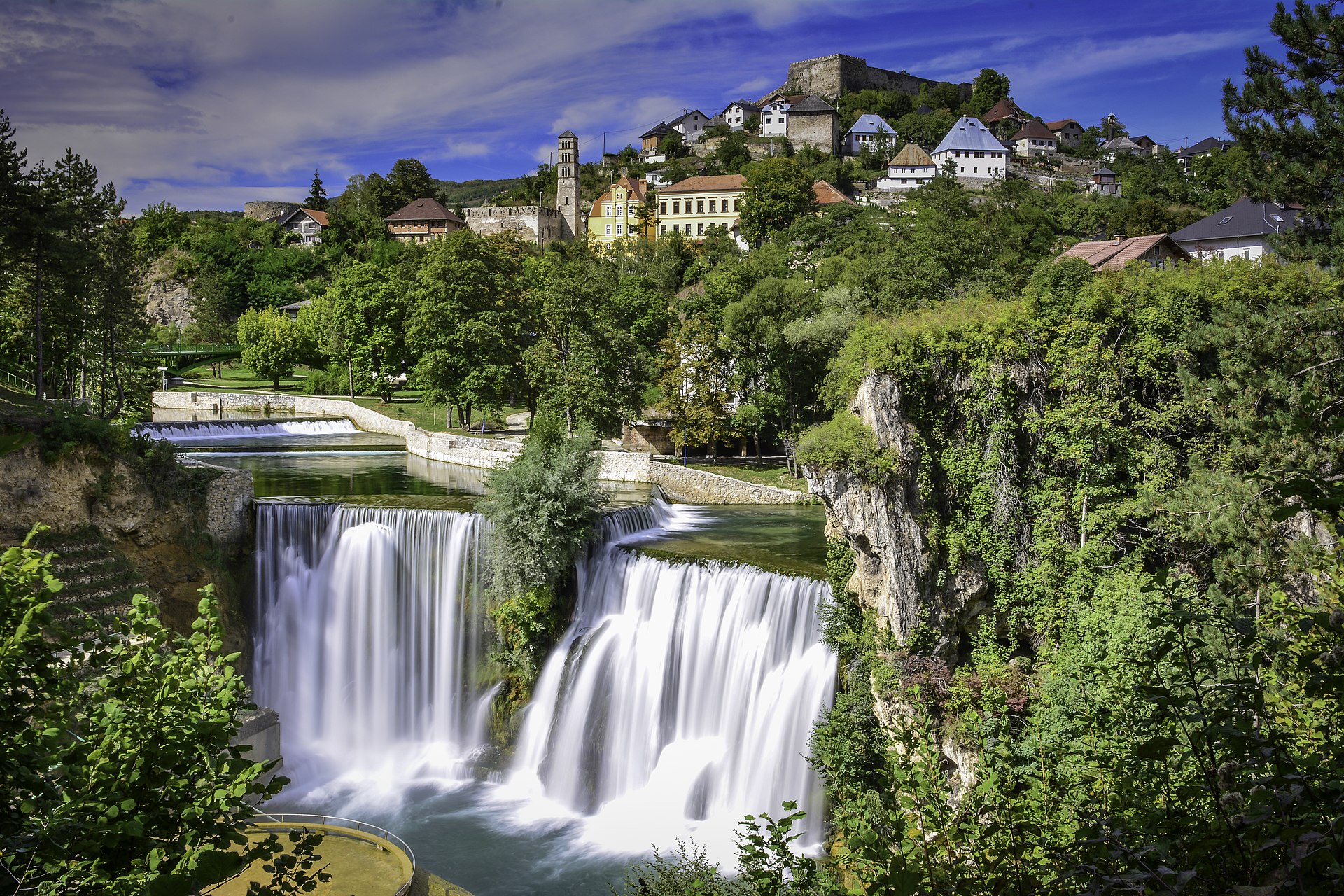 ŠARMER SA VRBASA: Legenda o nastanku imena grada Jajce