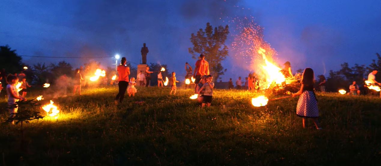 TRADICIJA SRPSKOG NARODA: Znate li šta je to lilanje? Za ovaj drevni običaj kažu da pomaže da čitava godina bude i rodna i plodna
