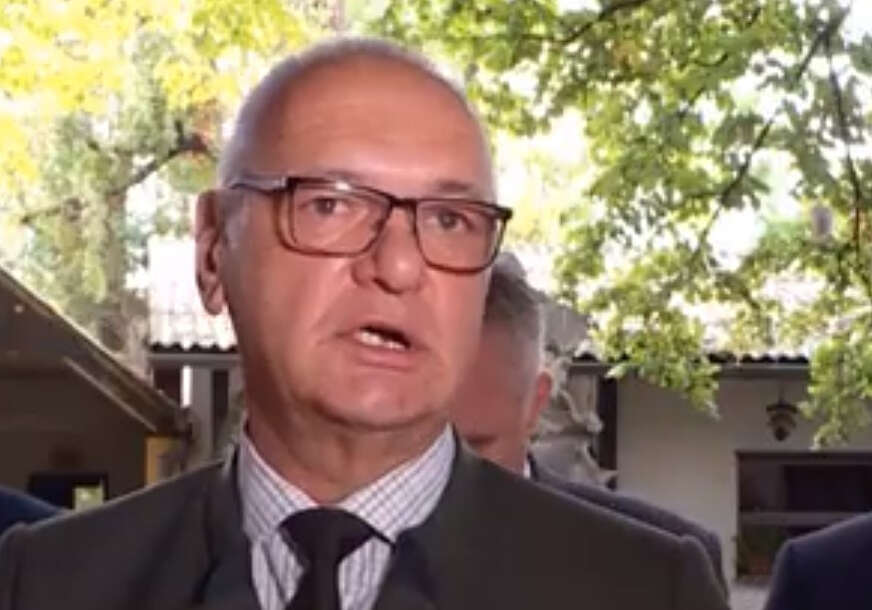 "TO ĆEŠ MENI DONIJETI" Direktor ŠG “Borja” uzeo 5.000 KM mita, pa tražio još toliko