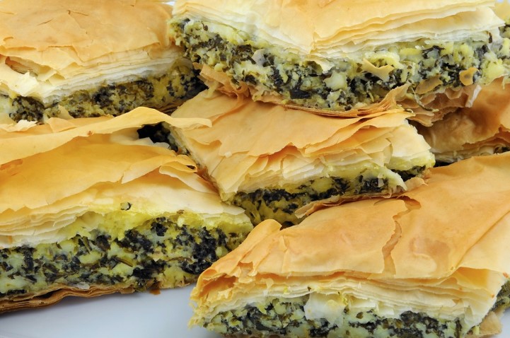 RAZLIVENA POSNA PITA SA PRAZILUKOM Ako vam je ponestalo ideja za doručak, a postite, ovo će vas oduševiti