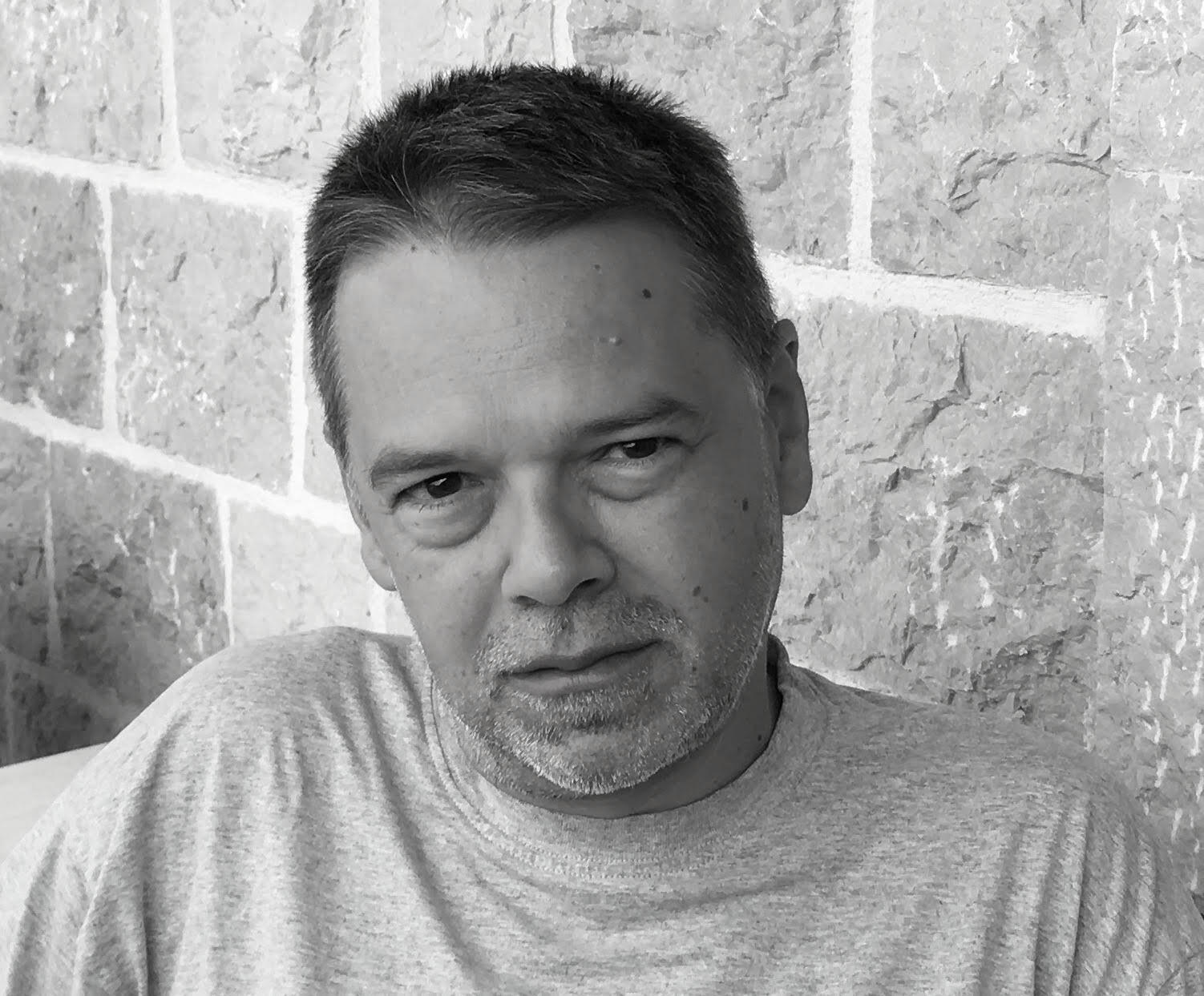 Sahranjen Srđan Koljević