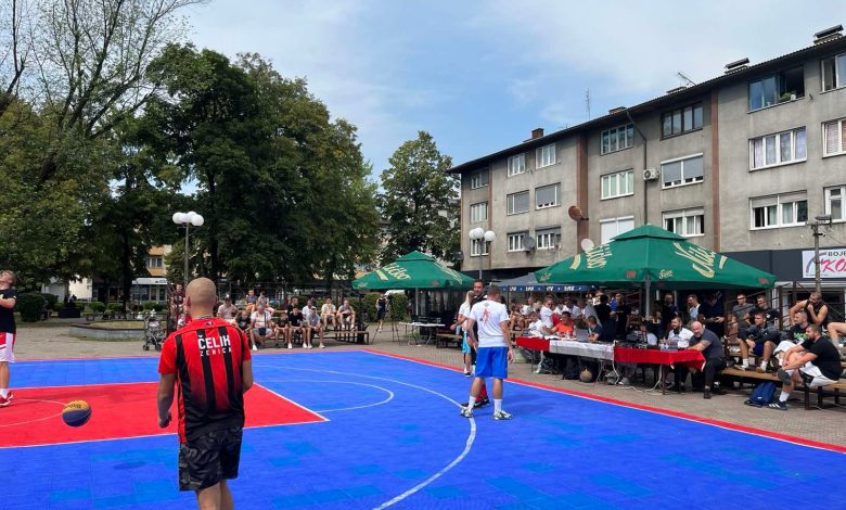 SPEKTAKL U NAJAVI Jubilarni deseti "Teslić streetball", pobjednike očekuju vrijedne nagrade (FOTO)