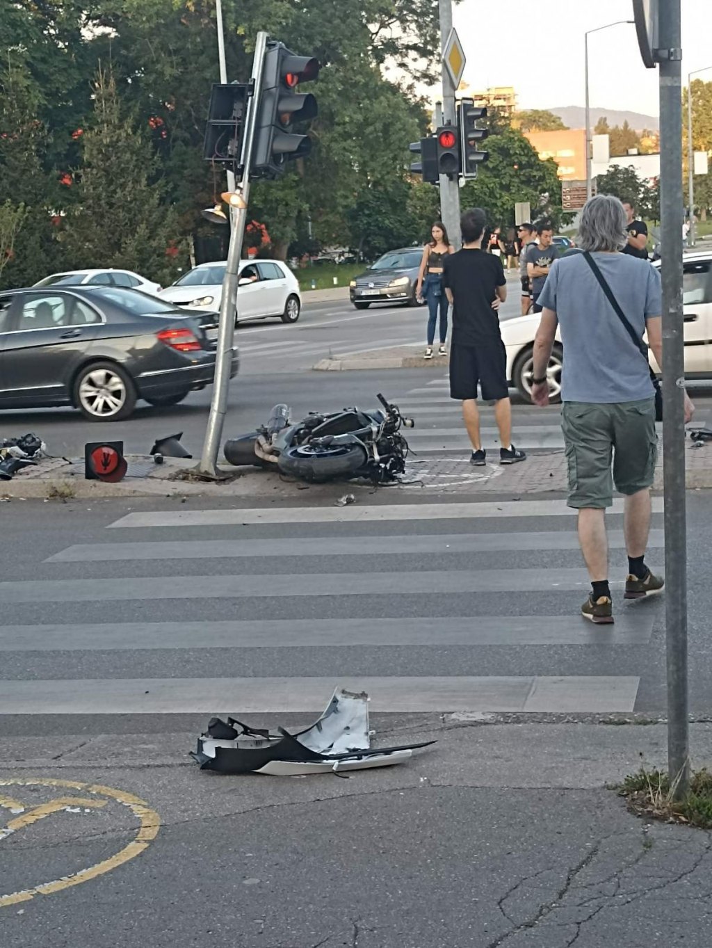 U saobraćajnoj nezgodi povrijeđen motociklista