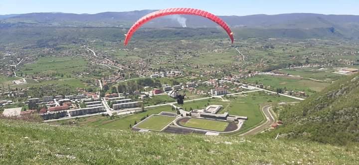"OČEKUJE NAS JAKO TAKMIČENJE" Piloti iz cijelog svijeta na nebu iznad Drvara
