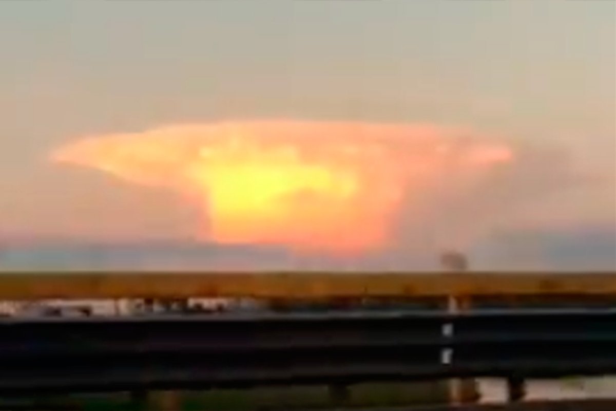 Misteriozni oblak iznad Rusije (VIDEO)