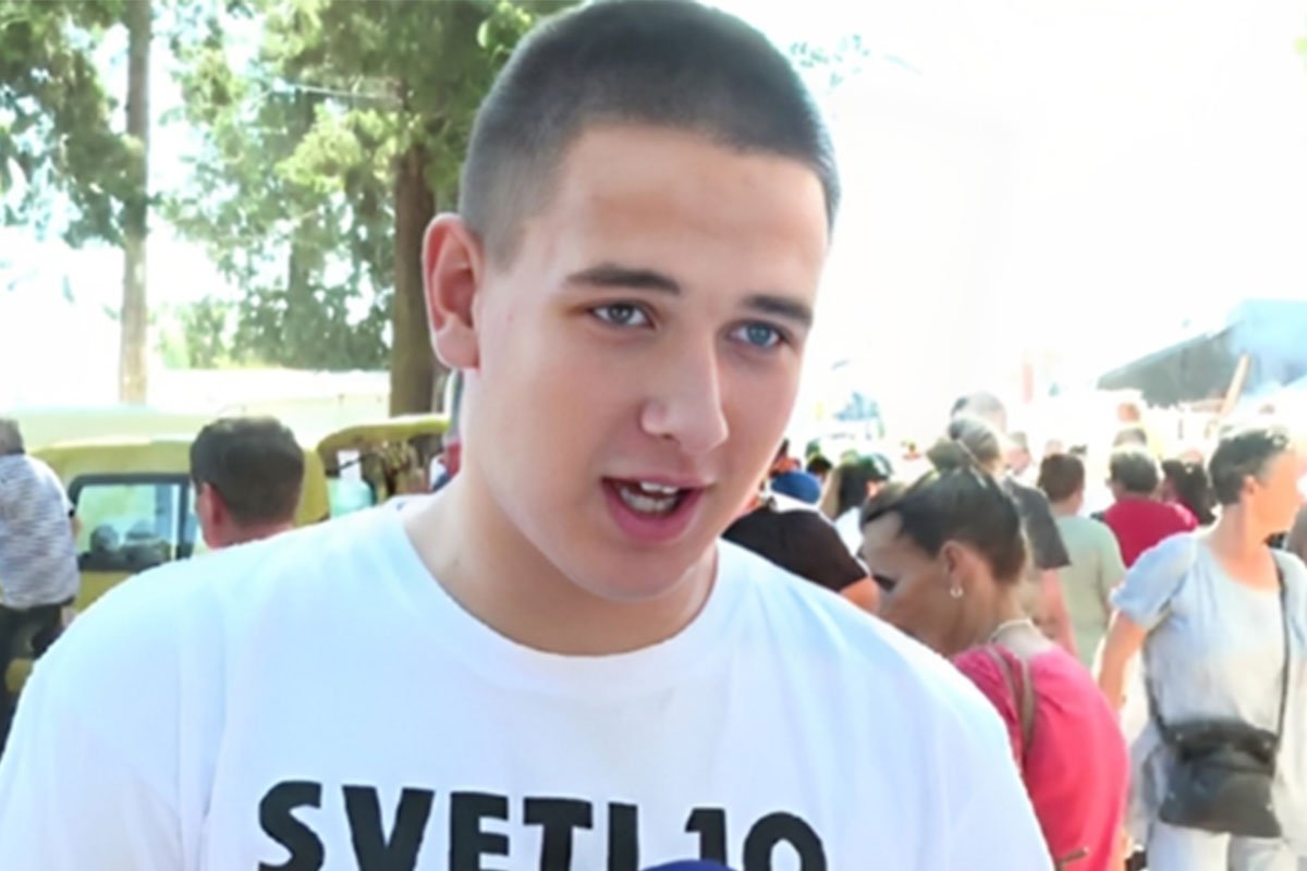 "IMA PEČENOG, IMA ĆEVAPA" Proslavila ga izjava o sajmu, sad ga svi mještani časte jagnjetinom