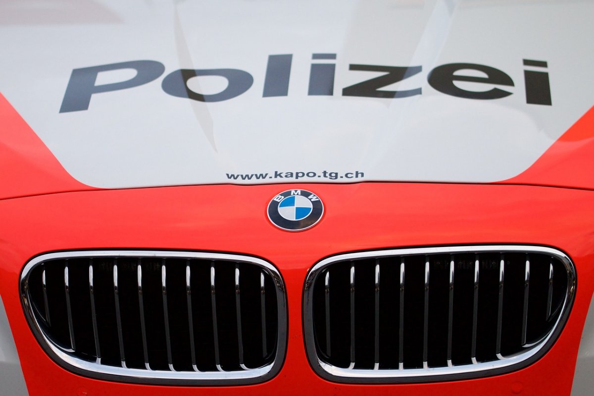 HAPŠENJE U ŠVAJCARSKOJ: Muškarac iz BiH bježao od policije, utvrđeno da je ilegalno u zemlji
