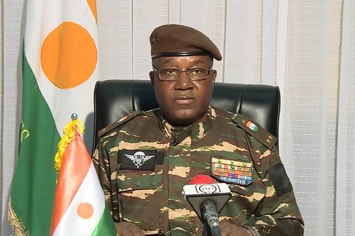 Vođa puča u Nigeru obećava vratiti državu pod civilnu vlast