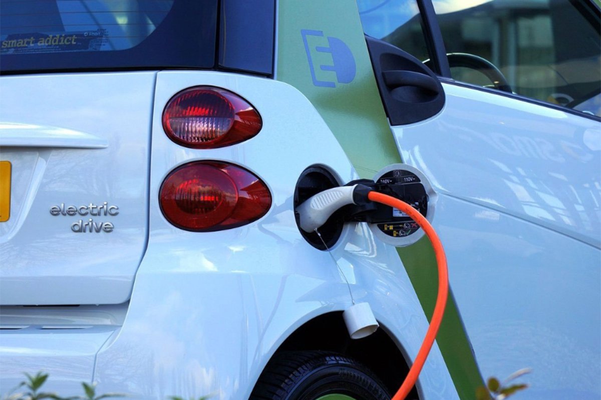 STIŽE REVOLUCIONARNA BATERIJA 400 km dometa za 10 minuta punjenja