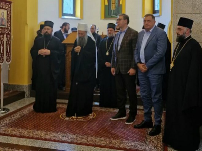 Dodik, Vučić i patrijarh Porfirije u manastiru Osovica o važnim nacionalnim pitanjima (VIDEO)