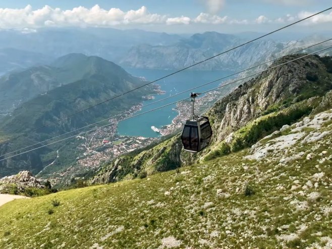 Otvorena žičara od Kotora do Lovćena