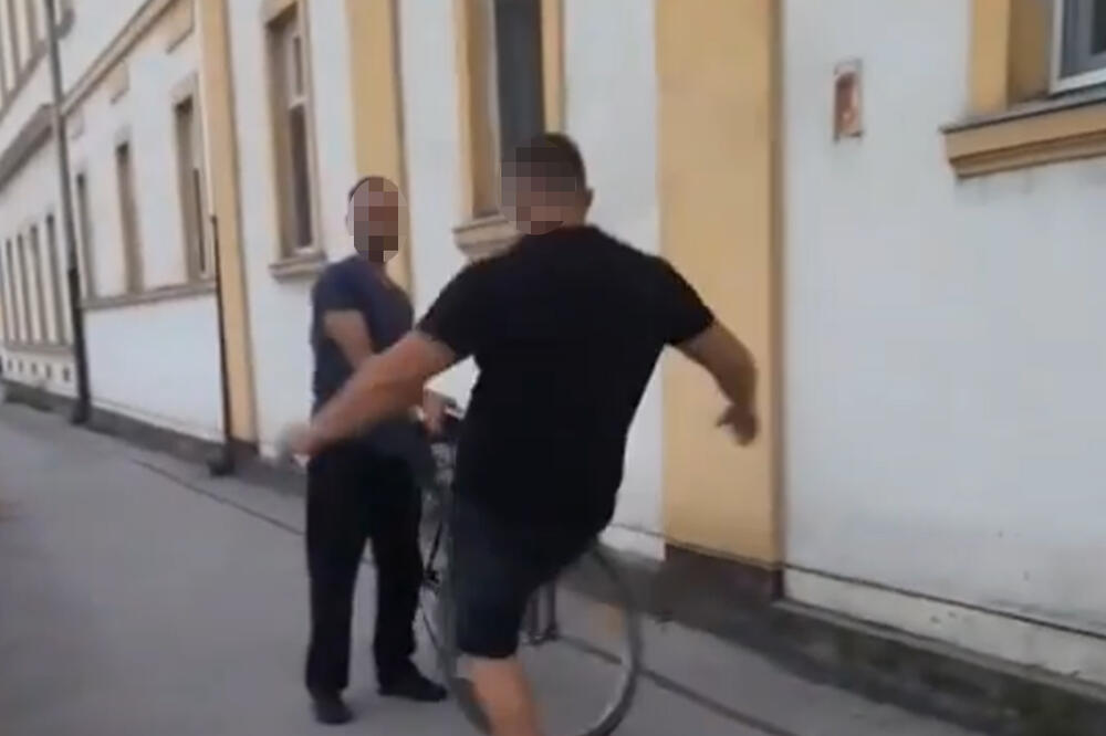 SNIMAK STRAVIČNOG NASILJA IZ SREMSKE MITROVICE Ženu bivši partner ugrizao za obraz, spasio je slučajni prolaznik! (FOTO/VIDEO)