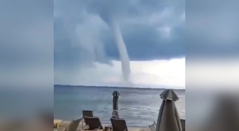 ČETIRI OSOBE POVRIJEĐENE Tornado na Halkidikiju: Objavljen snimak oluje (VIDEO)
