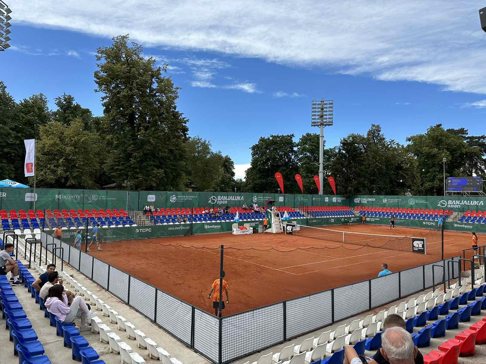 Na programu preostali mečevi osmine finala