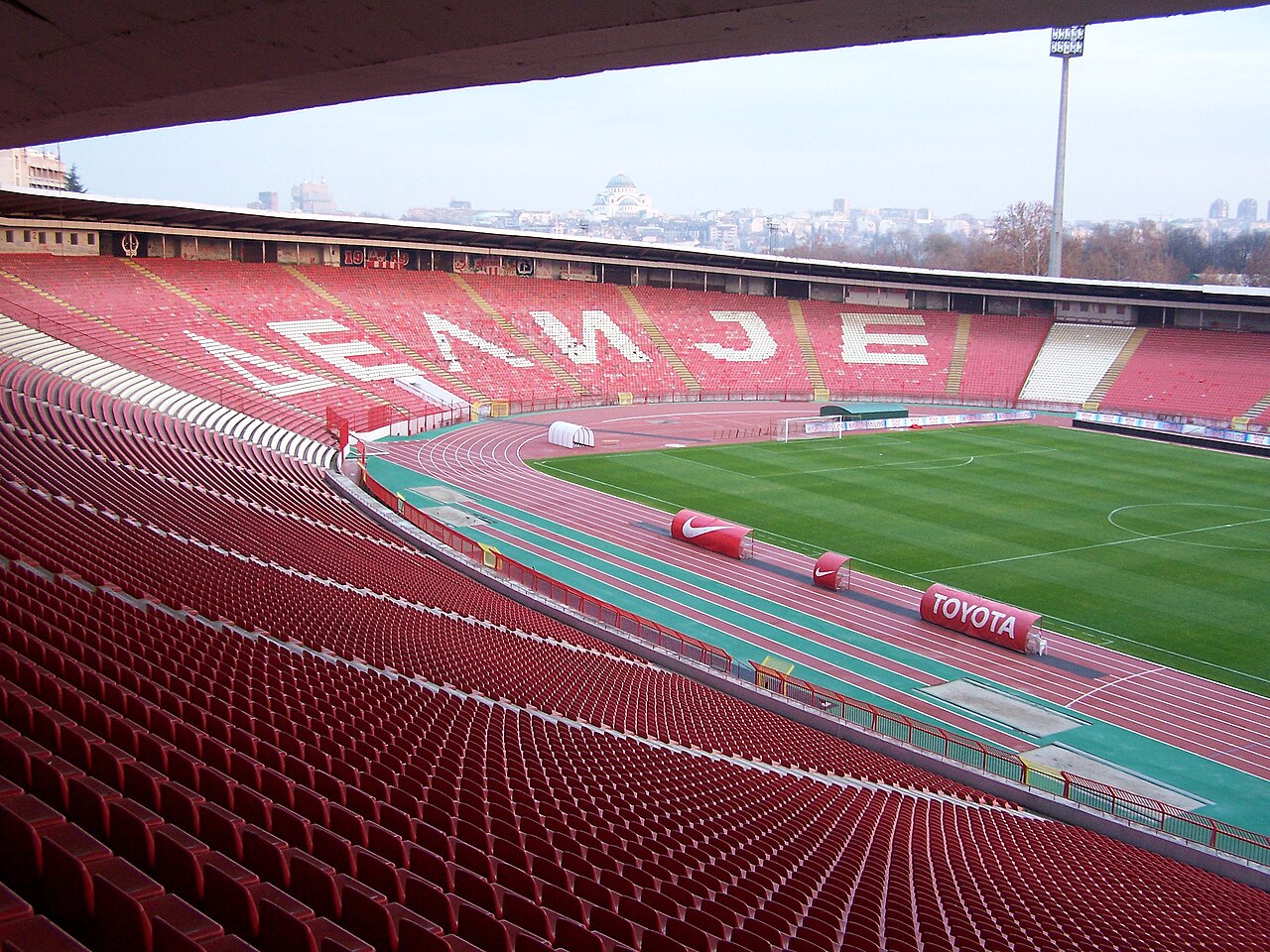 SAMO ZA CIJELU SEZONU Ekskluzivna loža na stadionu Rajko Mitić - cijena 6.000 evra