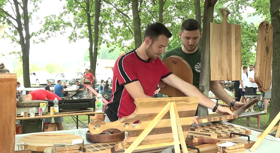 VJEŠTE RUKE BRAĆE MITROVIĆ Danijel i Darko od hobija napravili biznis