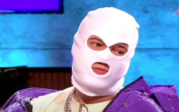 Devito stao na ludi kamen, gosti prije slavlja morali da potpišu ugovor