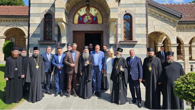 Dodik se oglasio nakon sastanka sa Vučićem i patrijarhom Porfirijem (FOTO)