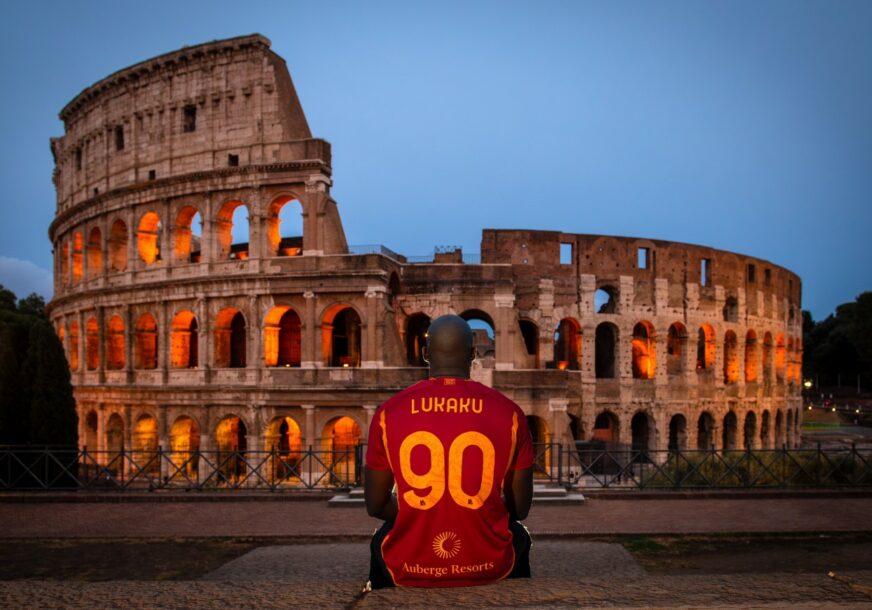 NOVO POJAČANJE Navijači Rome u ekstazi zbog dolaska Lukakua (FOTO)
