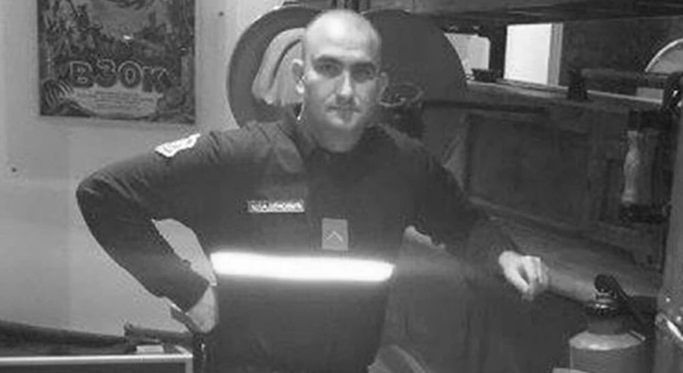 DETALJI SMRTI VATROGASCA MILANA Skočio u bazen i polomio vrat: "Pamtićemo ga kao izuzetnog kolegu i prijatelja"