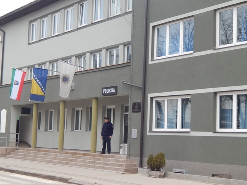 SLUČAJ PRIJAVLJEN POLICIJI Ukradeno više od 17 kubika drva u Visokom