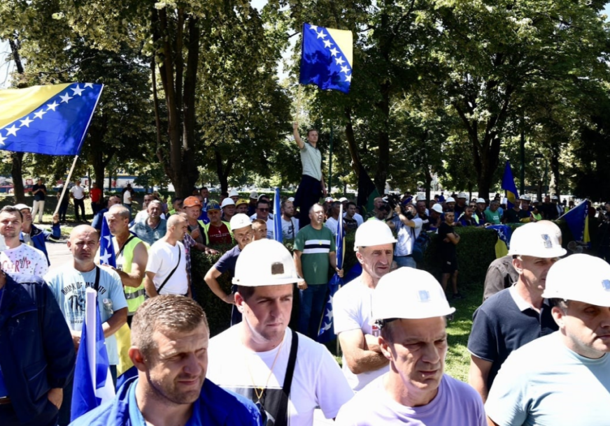 PROTESTI URODILI PLODOM Zenički rudari dobili sva zaostala potraživanja