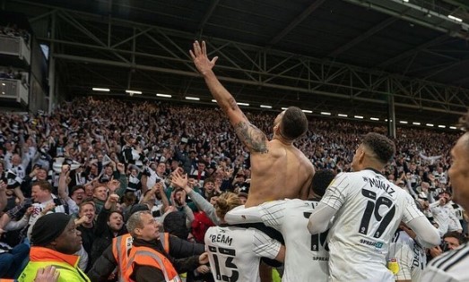 Mitrović se oprostio od Fulama, kluba u kome je postao "božanstvo"