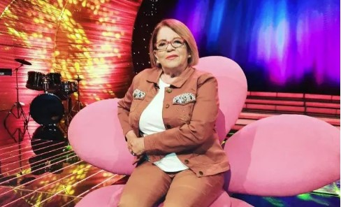Oglasila se pjevačica nakon bizarnog incidenta: Slušaj Šemsu, ali bez tih i sličnih zahvata!