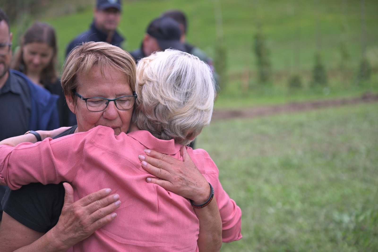 Fon der Lajen izrazila solidarnost sa građanima Slovenije (FOTO/VIDEO)