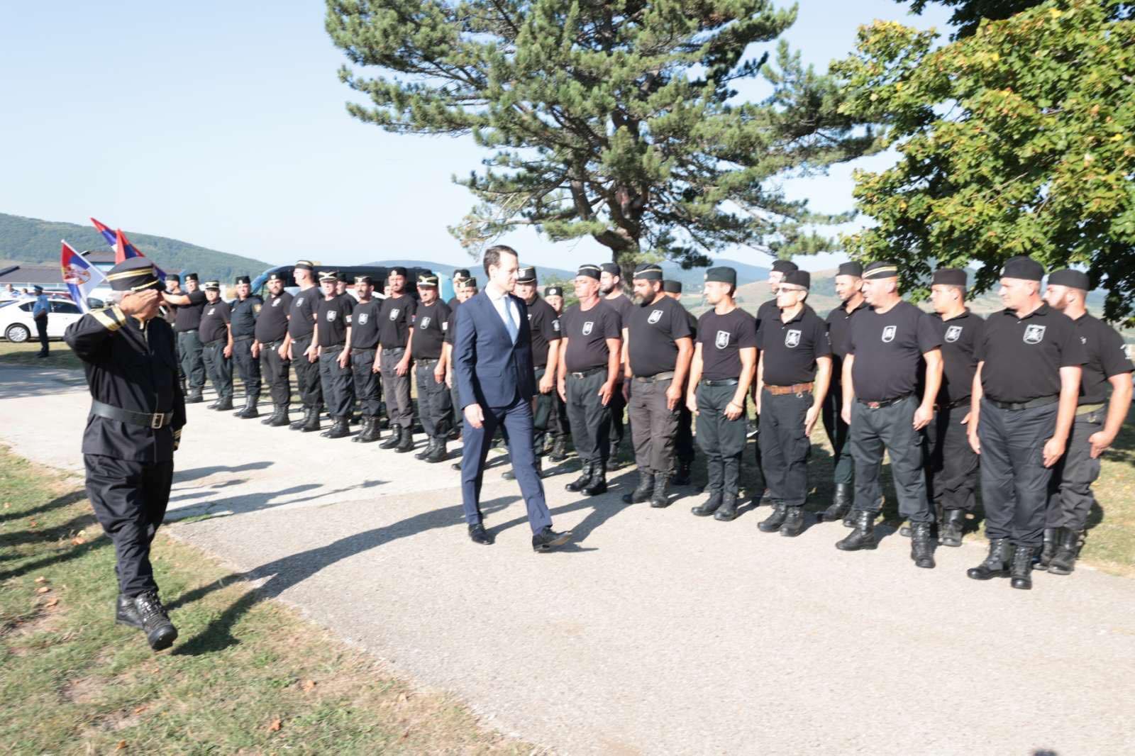 Četnici na Manjači dočekali princa Filipa Karađorđevića (FOTO)