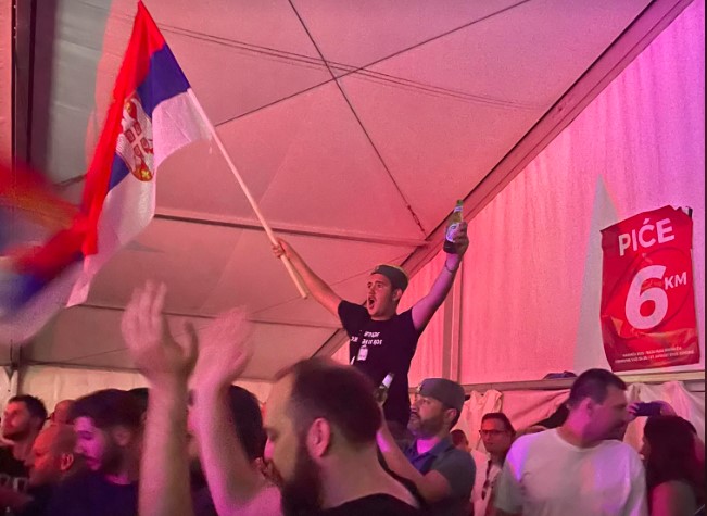 VRATIO SE BAJA NA SVOJU MANJAČU Glavna zvijezda Stričića atmosferu dovela do usijanja, a u to se uvjerite i sami (FOTO/VIDEO)
