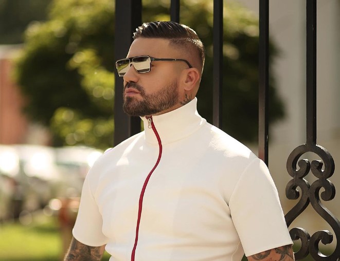 (FOTO) DA LI JE TO NJEGOVA BIVŠA DJEVOJKA? MC Stojan objavio fotku mlade u vjenčanici