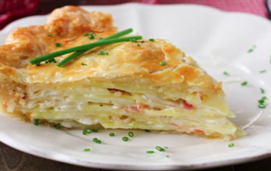 PUNJENA PITA SA TRI SASTOJKA Napravite lisnato tijesto na malo drugačiji način