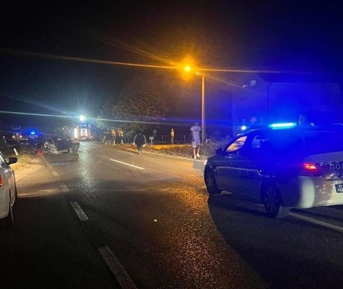 NOVI DETALJI NESREĆE U PRNJAVORU Porodica gurala vozilo do proširenja kada ih je pokupio pasat