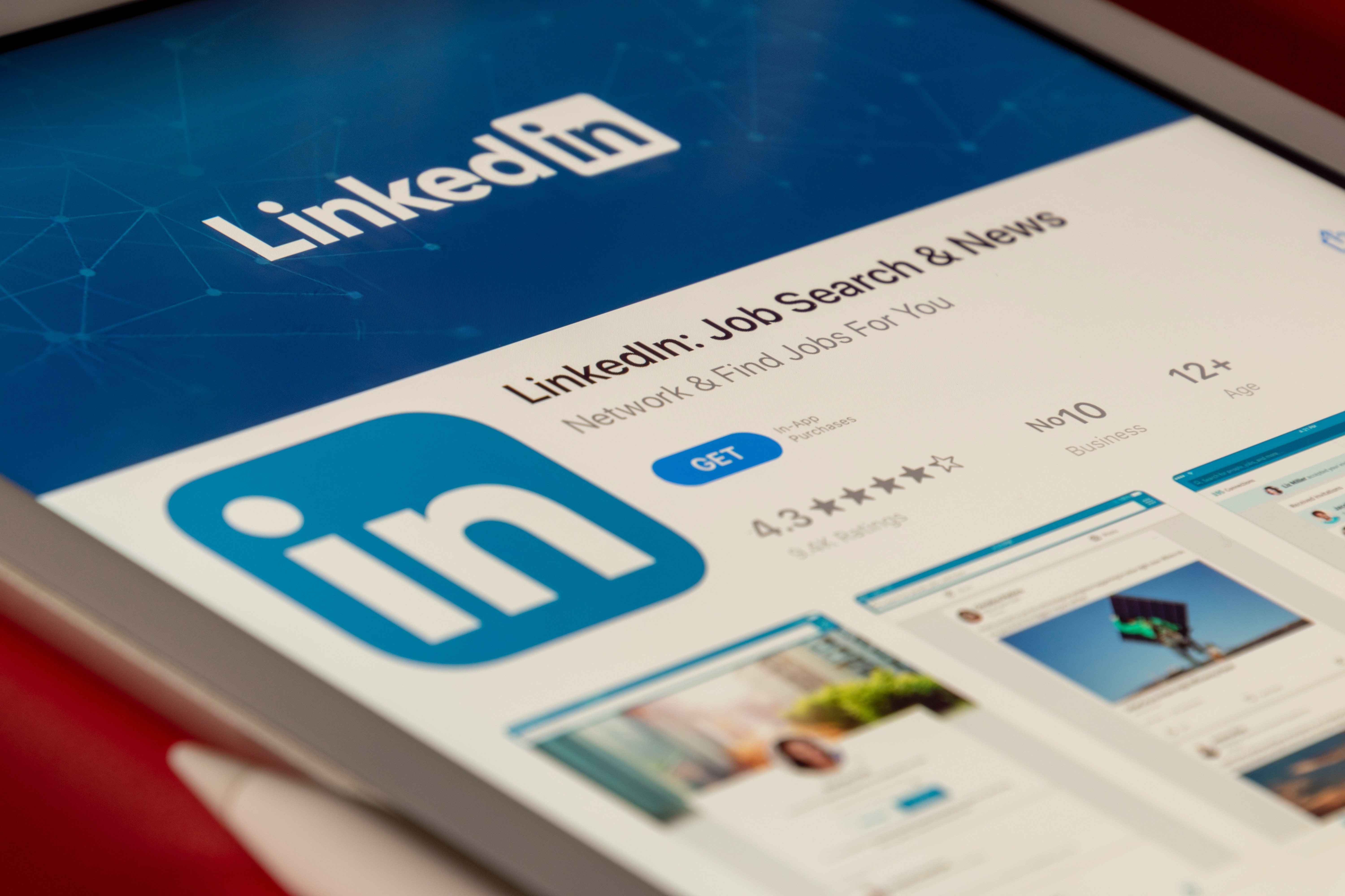 LinkedIn pravi vještačku inteligenciju koji pomaže u traženju posla