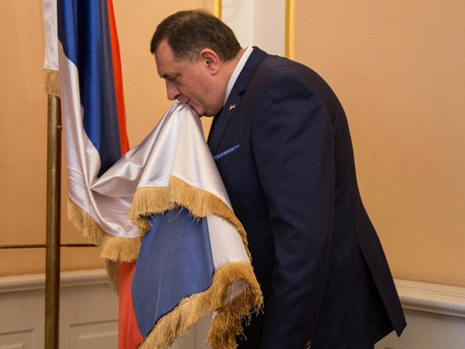 Dodik: Vrijeme da jedinstvo demonstriramo u miru