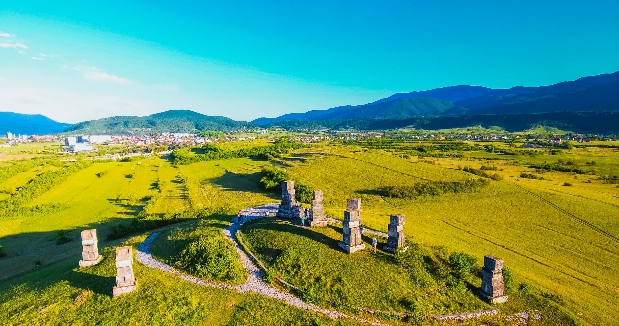 OŠTRE REAKCIJE NA DEŠAVANJA U GARAVICAMA Provokacije su odraz divljaštva! Srbi pokazali nadljudsku toleranciju koja ima svoje granice!