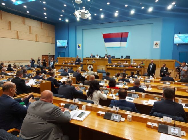 Okončan prvi dan zasjedanja Pete redovne sjednice NSRS - nastavak u srijedu u 10 časova