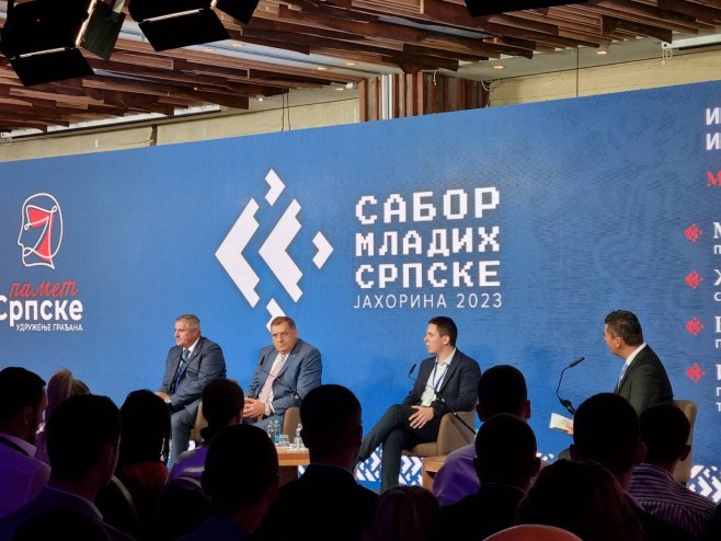 NA ЈAHORINI ODRŽAN "SABOR MLADIH SRPSKE" Dodik poručio: Čuvajte zavičaj, jezik i identitet! (FOTO/VIDEO)